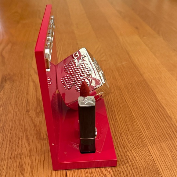 Dior Display - Picture 2 of 7